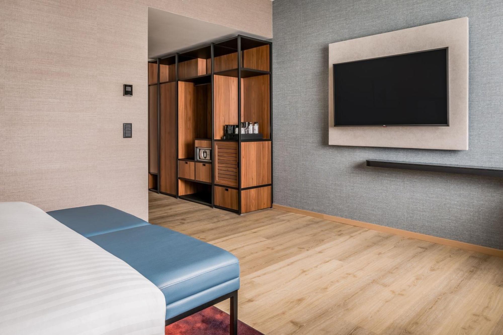 Geneva Marriott Hotel เมย์แร็ง ภายนอก รูปภาพ