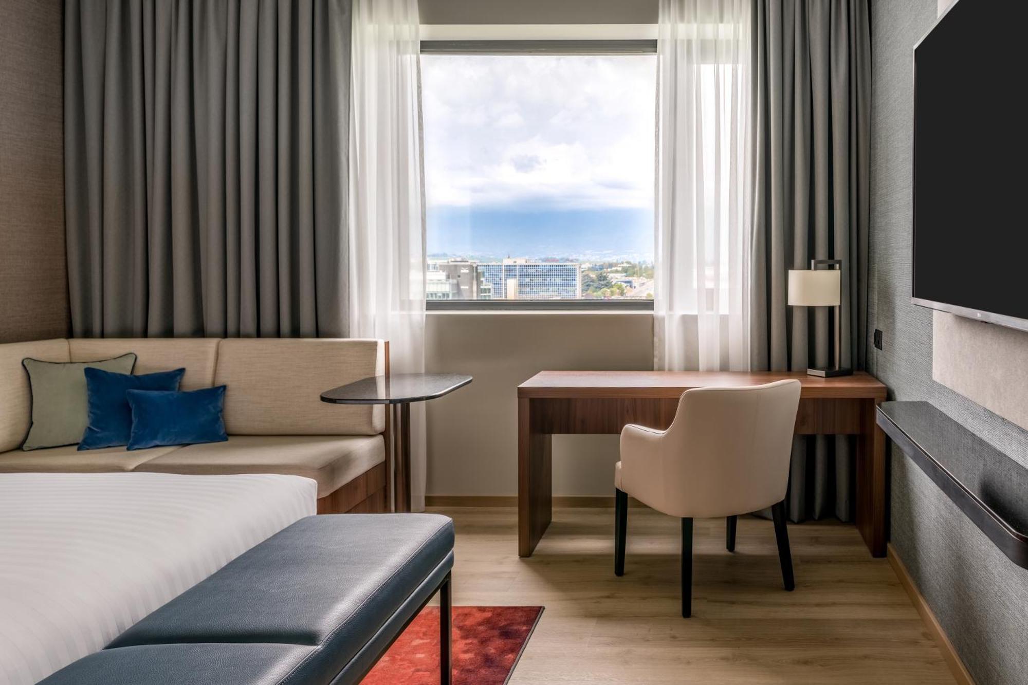 Geneva Marriott Hotel เมย์แร็ง ภายนอก รูปภาพ